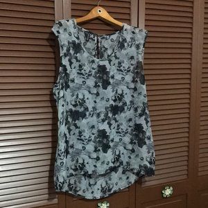 Sheer floral Maurice’s blouse size 1